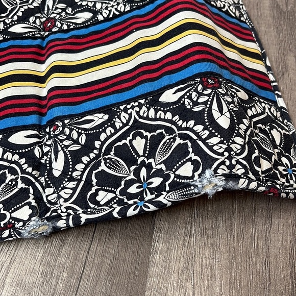 Vera Bradley Barcelona Hard Wallet Floral Black and White - Picture 10 of 11